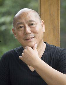 李法曾个人资料,从舞台到荧幕，演绎人生百态的艺术家